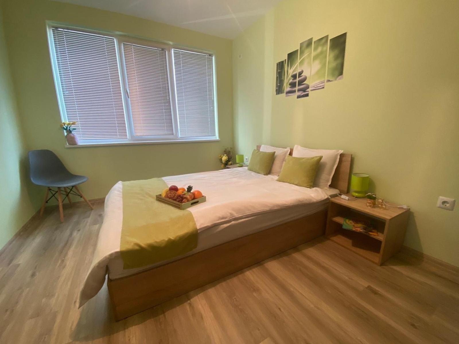 Уютен Нов Апартамент - Стара Загора С Две Спални Apartment Екстериор снимка